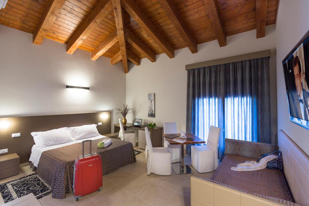 Casale Santa Maria Country House Mosciano SantʼAngelo Eksteriør billede