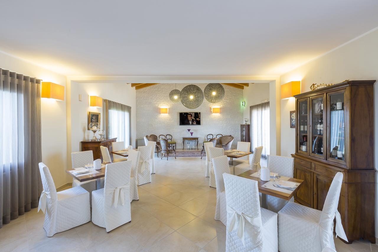 Casale Santa Maria Country House Mosciano SantʼAngelo Eksteriør billede